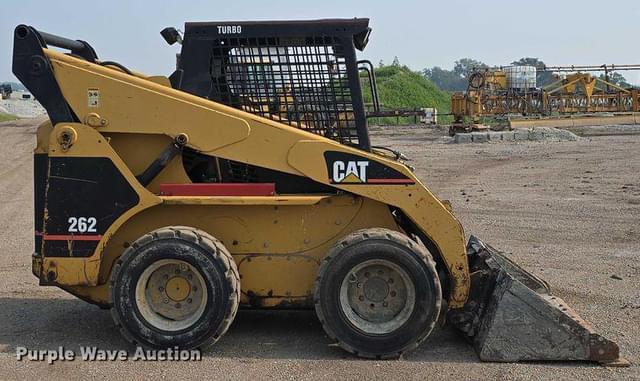 Image of Caterpillar 262 equipment image 3