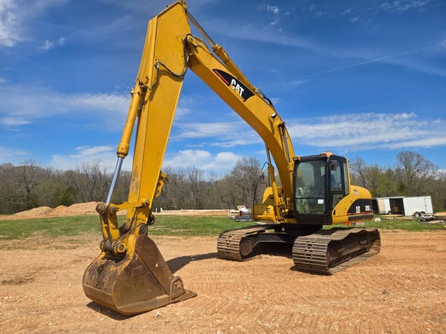 Image of Caterpillar 320C equipment image 3