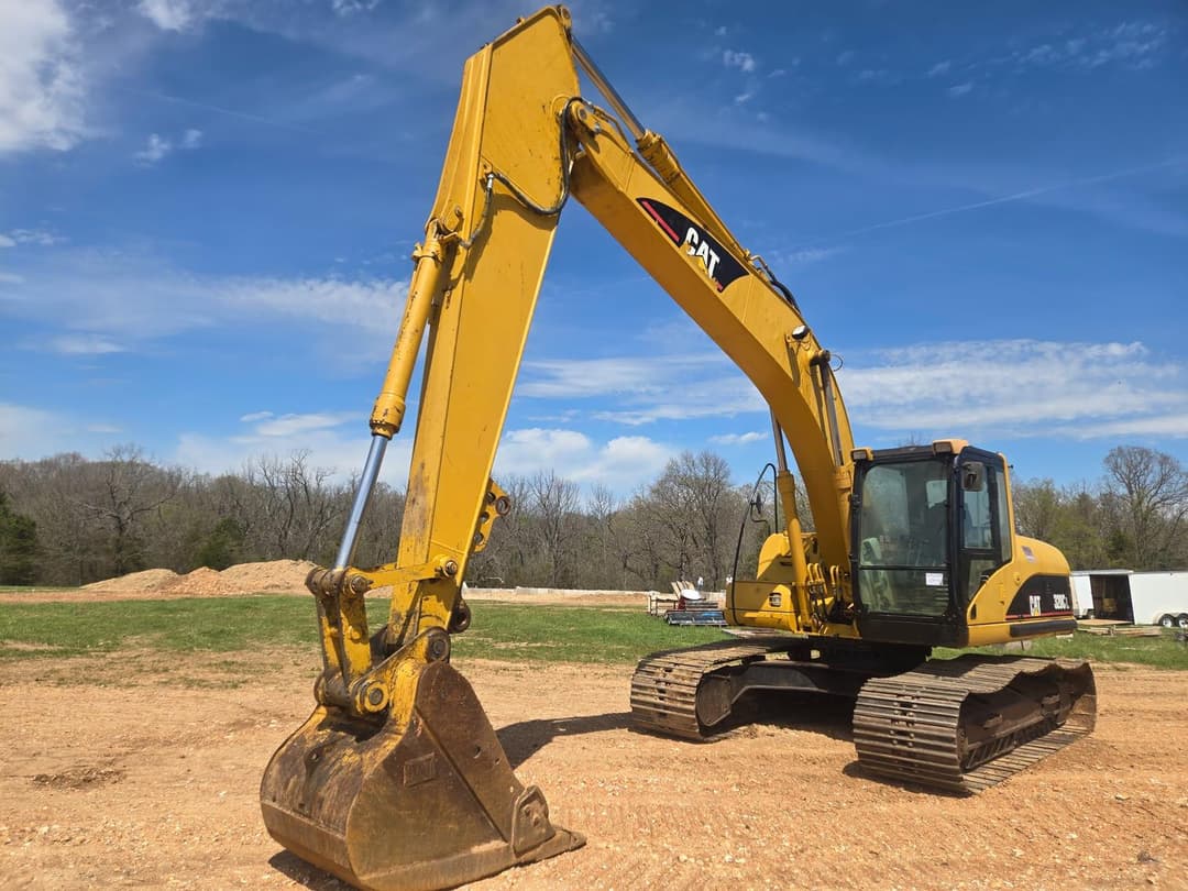 Image of Caterpillar 320C Primary image