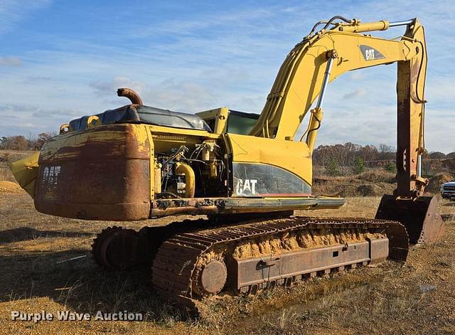 Image of Caterpillar 330C equipment image 4