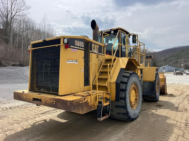 Image of Caterpillar 988G equipment image 4