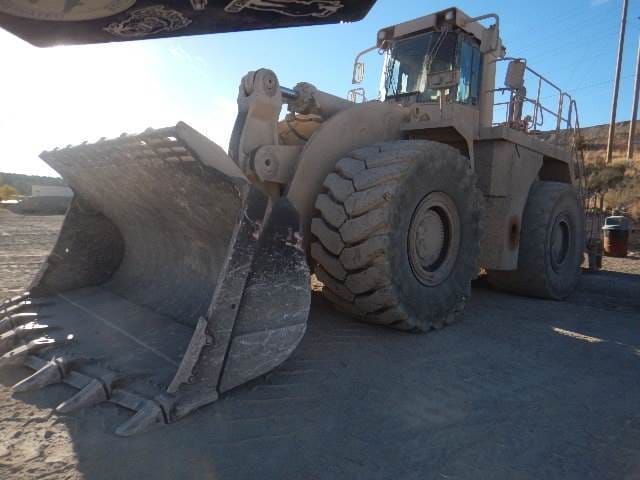 2003 Caterpillar 990 Equipment Image0