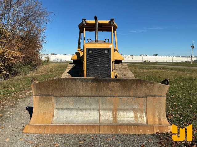 Image of Caterpillar D6N equipment image 1