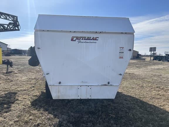 Image of Cattlelac 350 equipment image 2