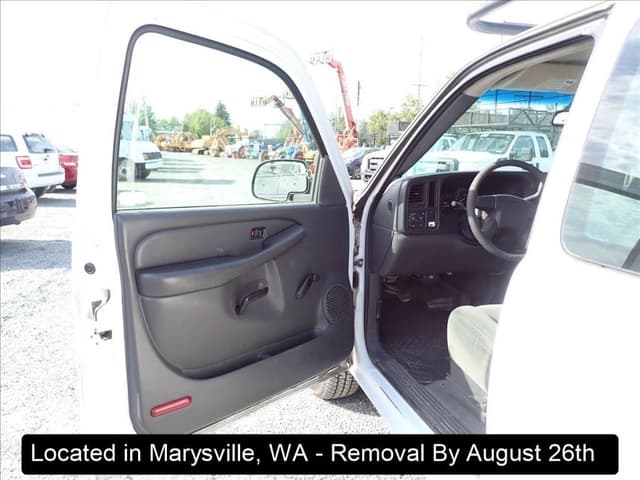 Image of Chevrolet 1500 equipment image 2