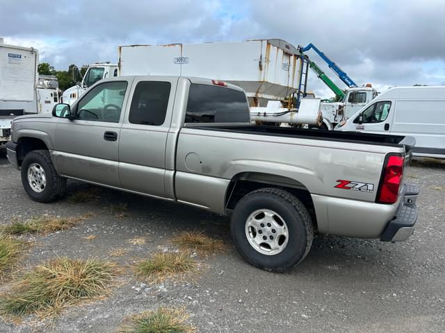 Image of Chevrolet 1500 equipment image 2