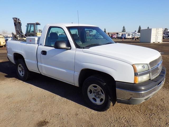 Image of Chevrolet 1500 equipment image 1