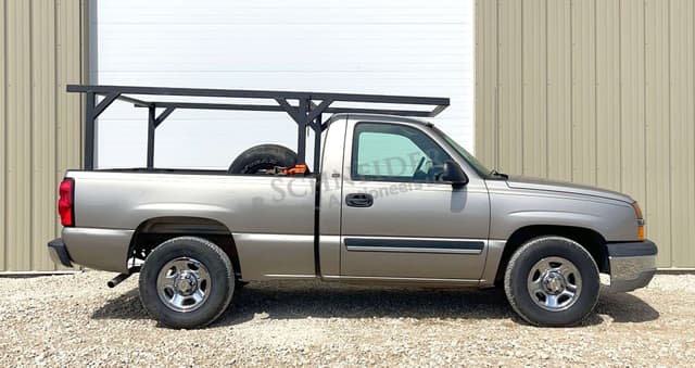 Image of Chevrolet 1500 equipment image 2