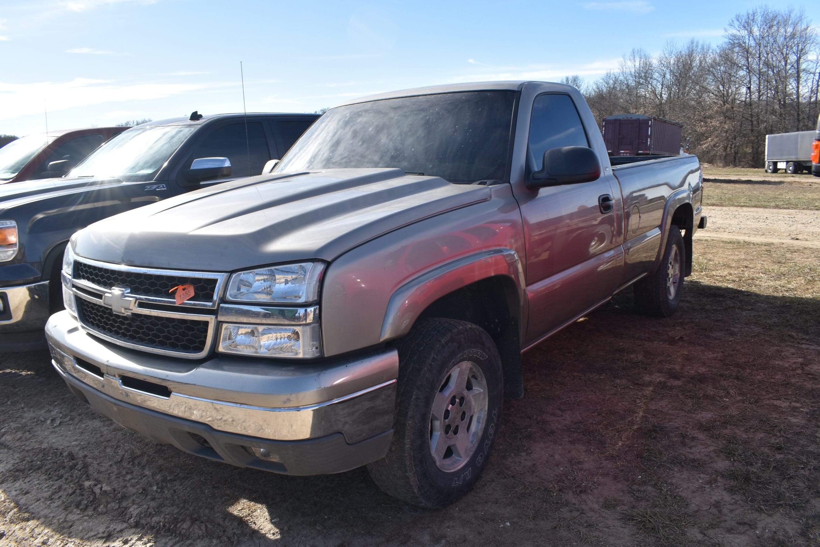 2003 Chevrolet 1500 Equipment Image0