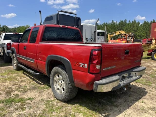 Image of Chevrolet 1500 equipment image 3