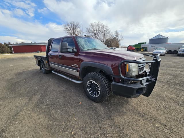 Image of Chevrolet 2500 equipment image 2