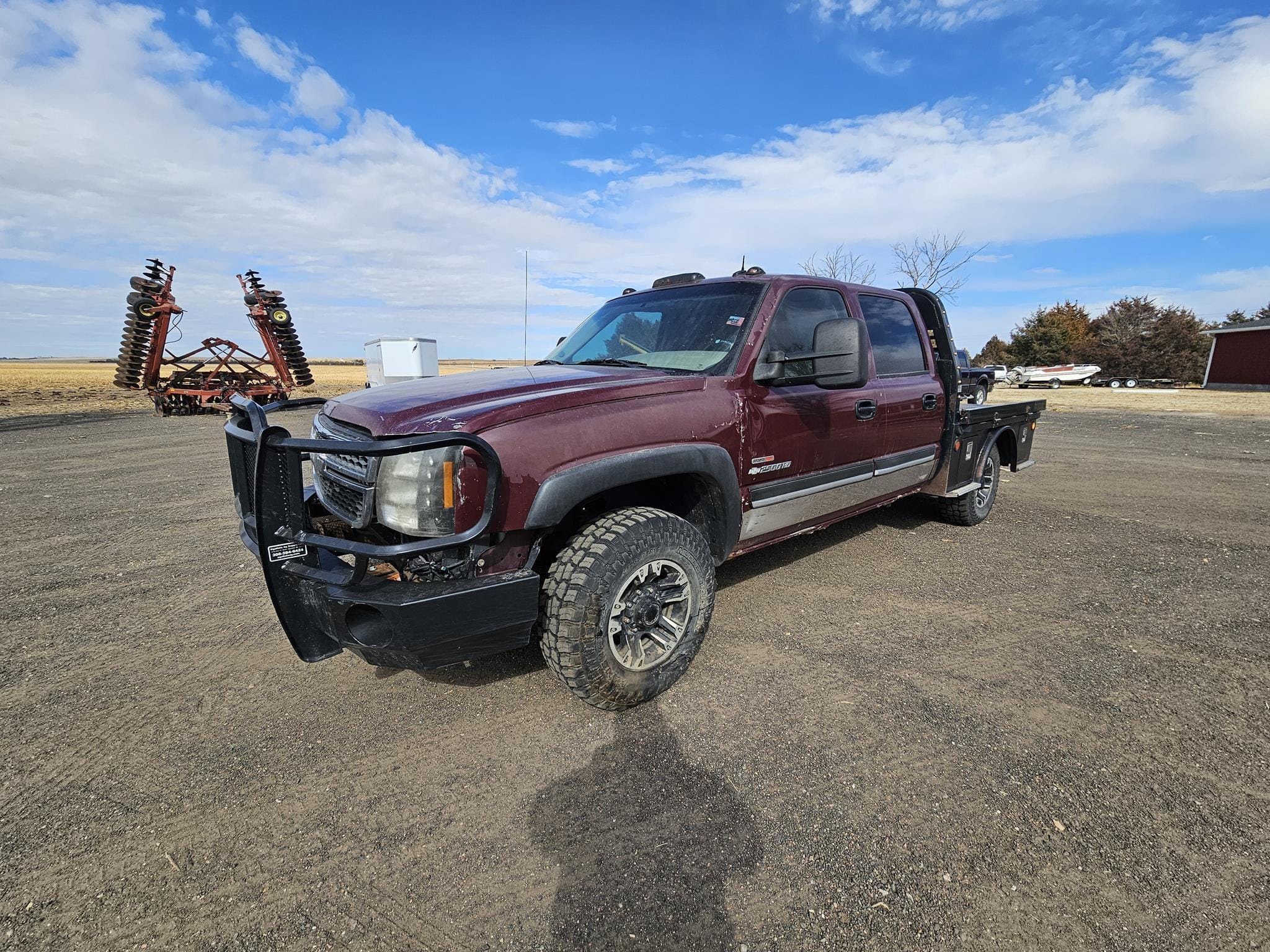 2003 Chevrolet 2500 Equipment Image0