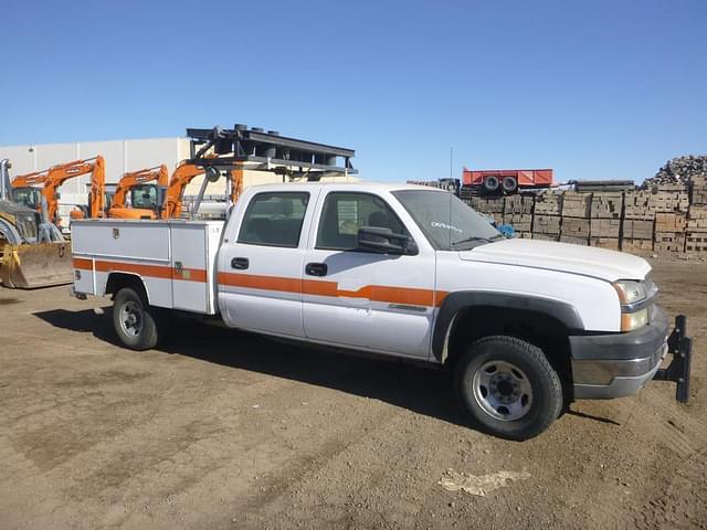 Image of Chevrolet 2500 equipment image 1