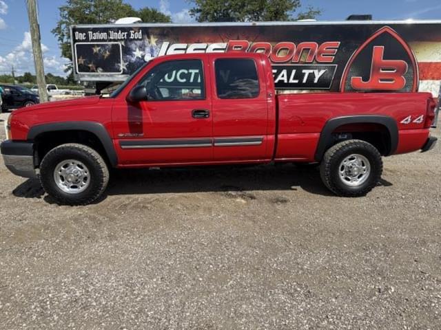 Image of Chevrolet 2500 equipment image 1