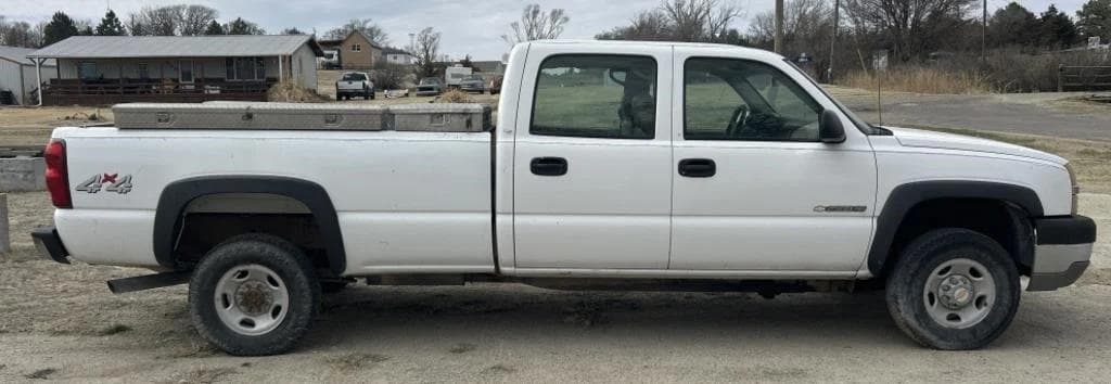 Image of Chevrolet 2500HD Primary image