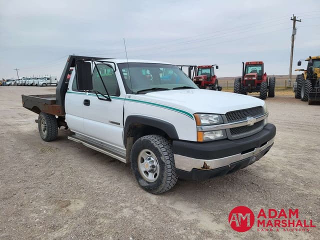 Image of Chevrolet 2500HD equipment image 1