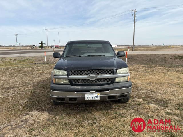 Image of Chevrolet 2500 equipment image 2