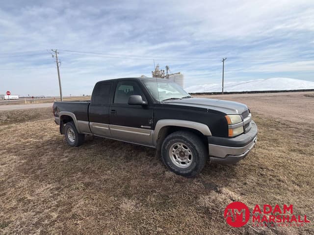 Image of Chevrolet 2500 equipment image 1