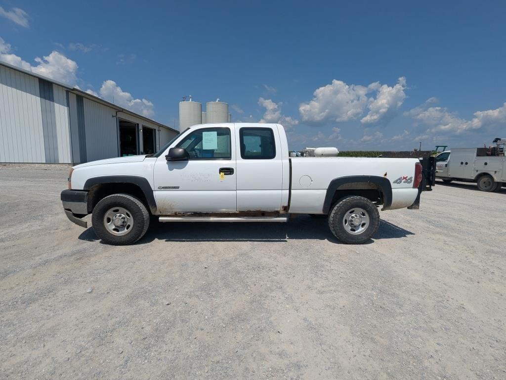 Image of Chevrolet 2500HD Primary image
