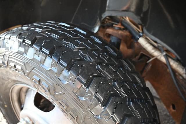 Thumbnail image Chevrolet 3500 13