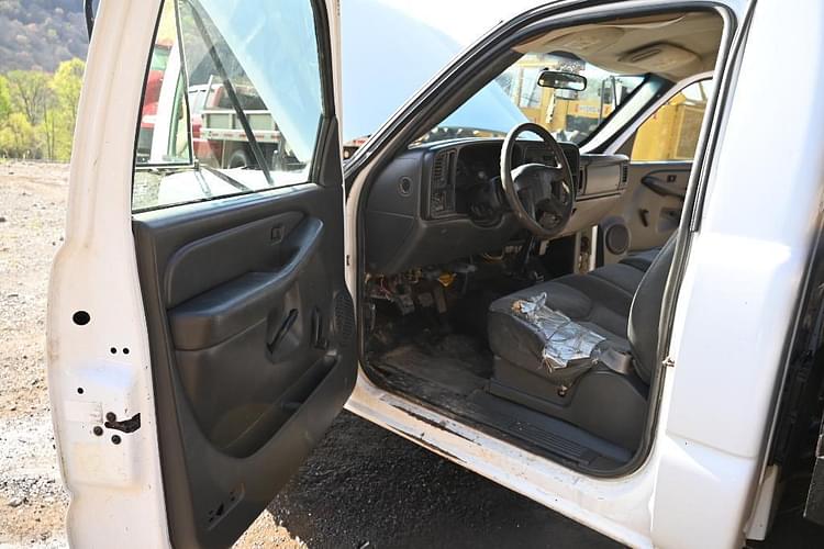 Main image Chevrolet 3500 27