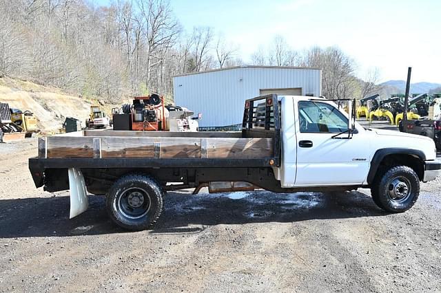Thumbnail image Chevrolet 3500 6