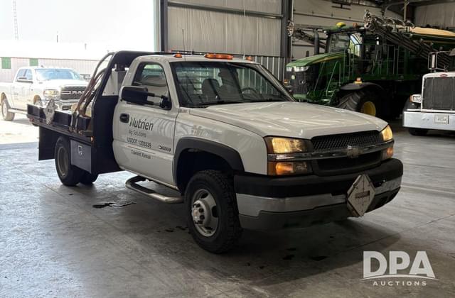 Image of Chevrolet 3500 equipment image 2
