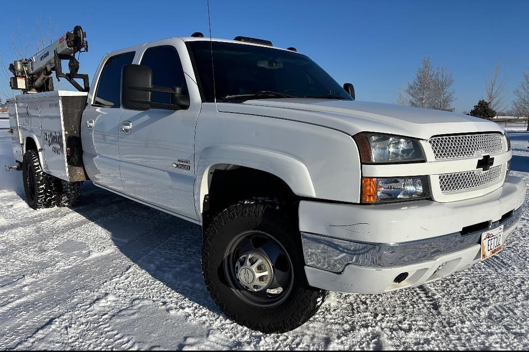 Image of Chevrolet 3500HD Primary image