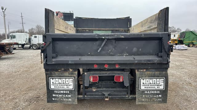 Image of Chevrolet C4500 equipment image 3