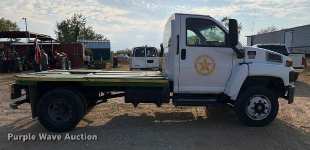 Image of Chevrolet C4500 equipment image 3