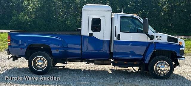 Image of Chevrolet C4500 equipment image 3
