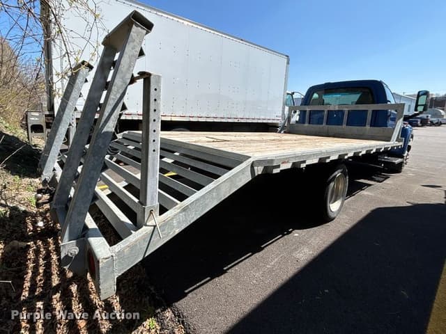 Image of Chevrolet C5500 equipment image 4