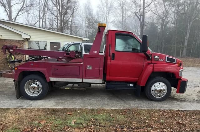 Image of Chevrolet C5500 equipment image 4