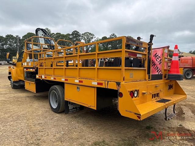 Image of Chevrolet C5500 equipment image 2