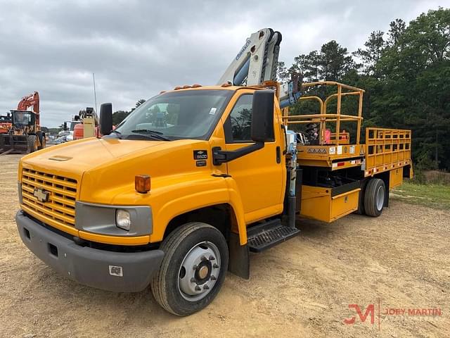 Image of Chevrolet C5500 equipment image 3