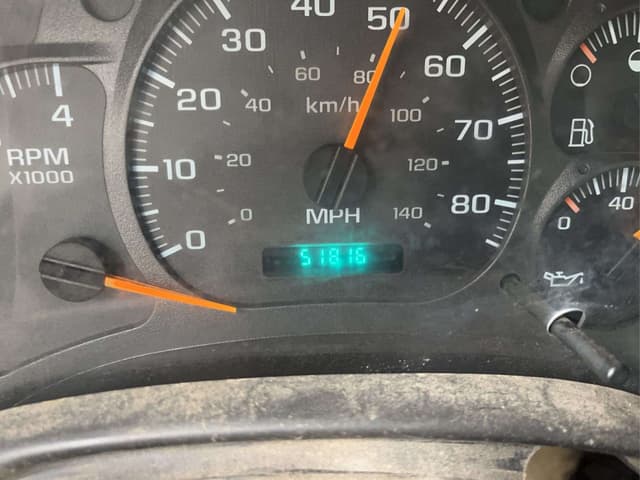 Image of Chevrolet C7500 equipment image 3