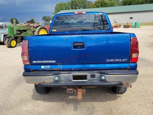 Image of Chevrolet K1500 equipment image 3
