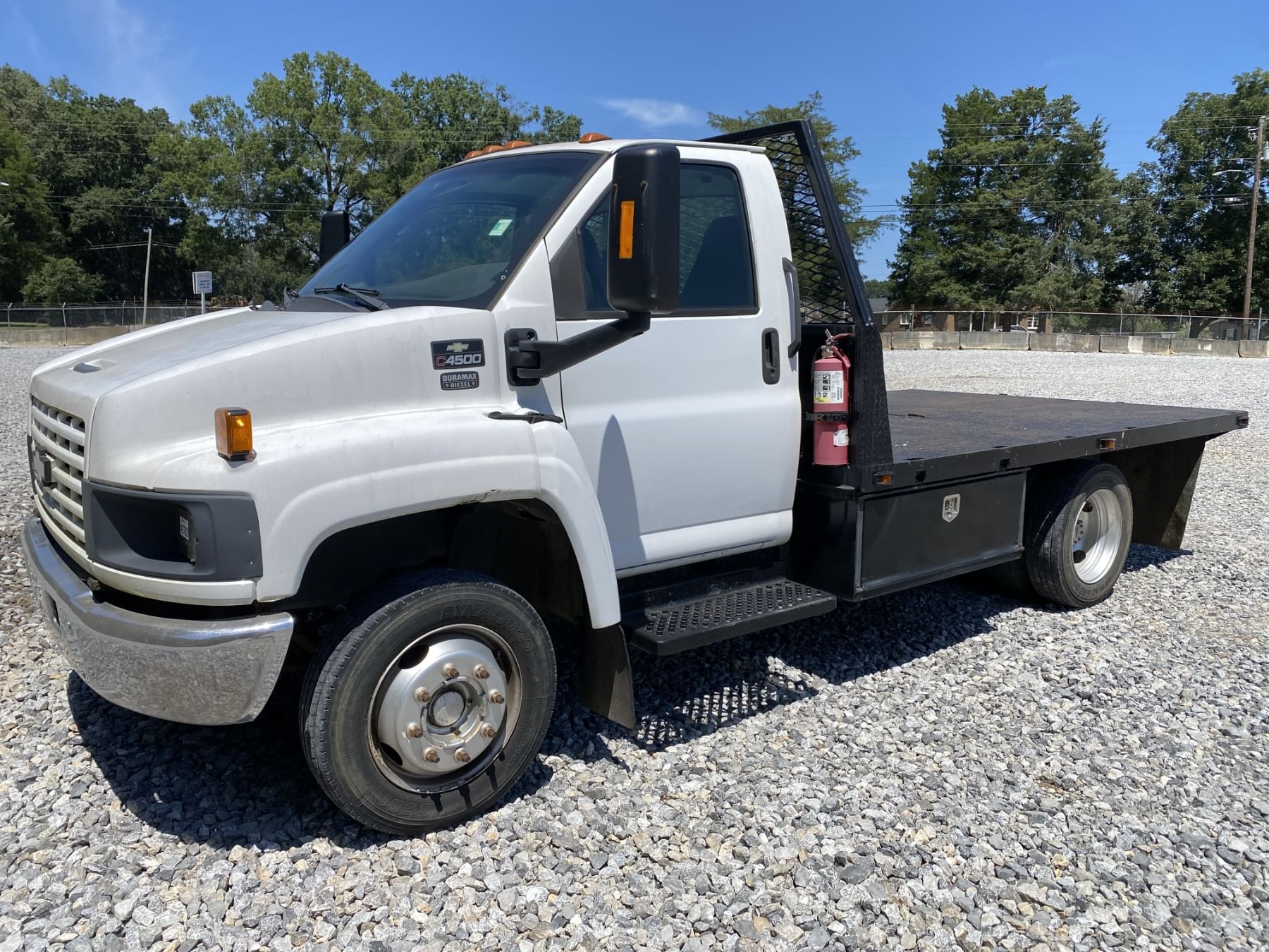 2003 Chevrolet C4500 Equipment Image0