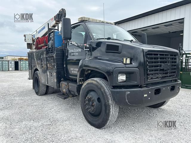 Image of Chevrolet C7500 equipment image 1