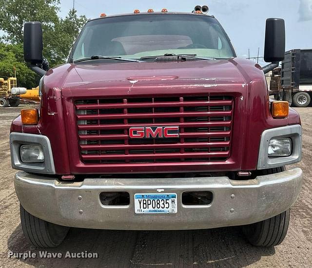 Image of Chevrolet Kodiak equipment image 1
