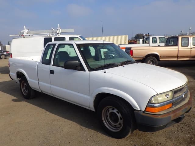 Image of Chevrolet S10 equipment image 1