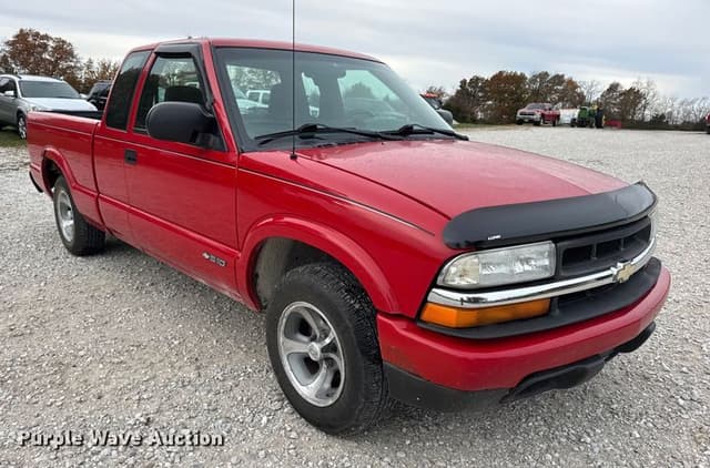 Image of Chevrolet S10 equipment image 2