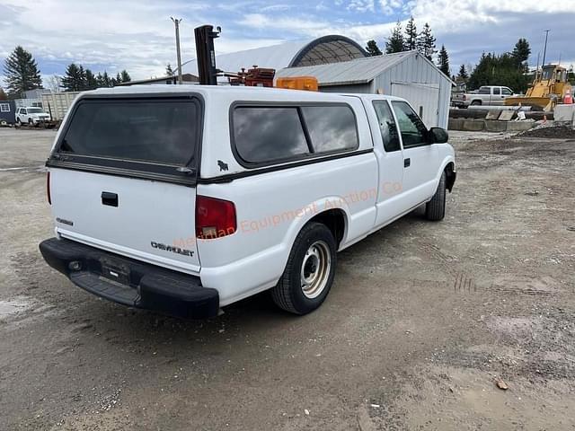 Image of Chevrolet S10 equipment image 4
