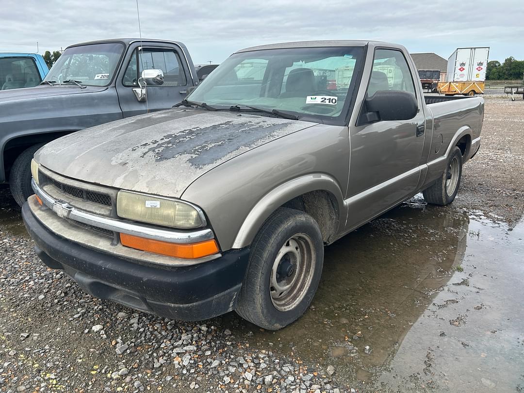 Image of Chevrolet S10 Primary image