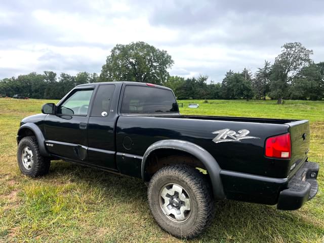 Image of Chevrolet S10 equipment image 1