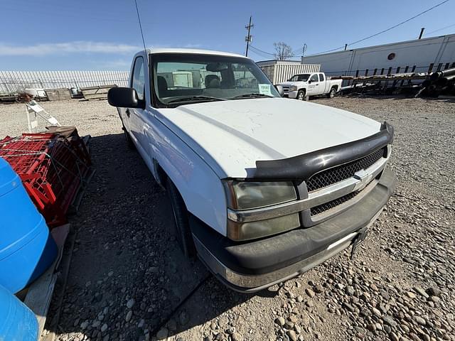 Image of Chevrolet 1500 equipment image 3