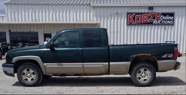 Image of Chevrolet 1500 equipment image 2