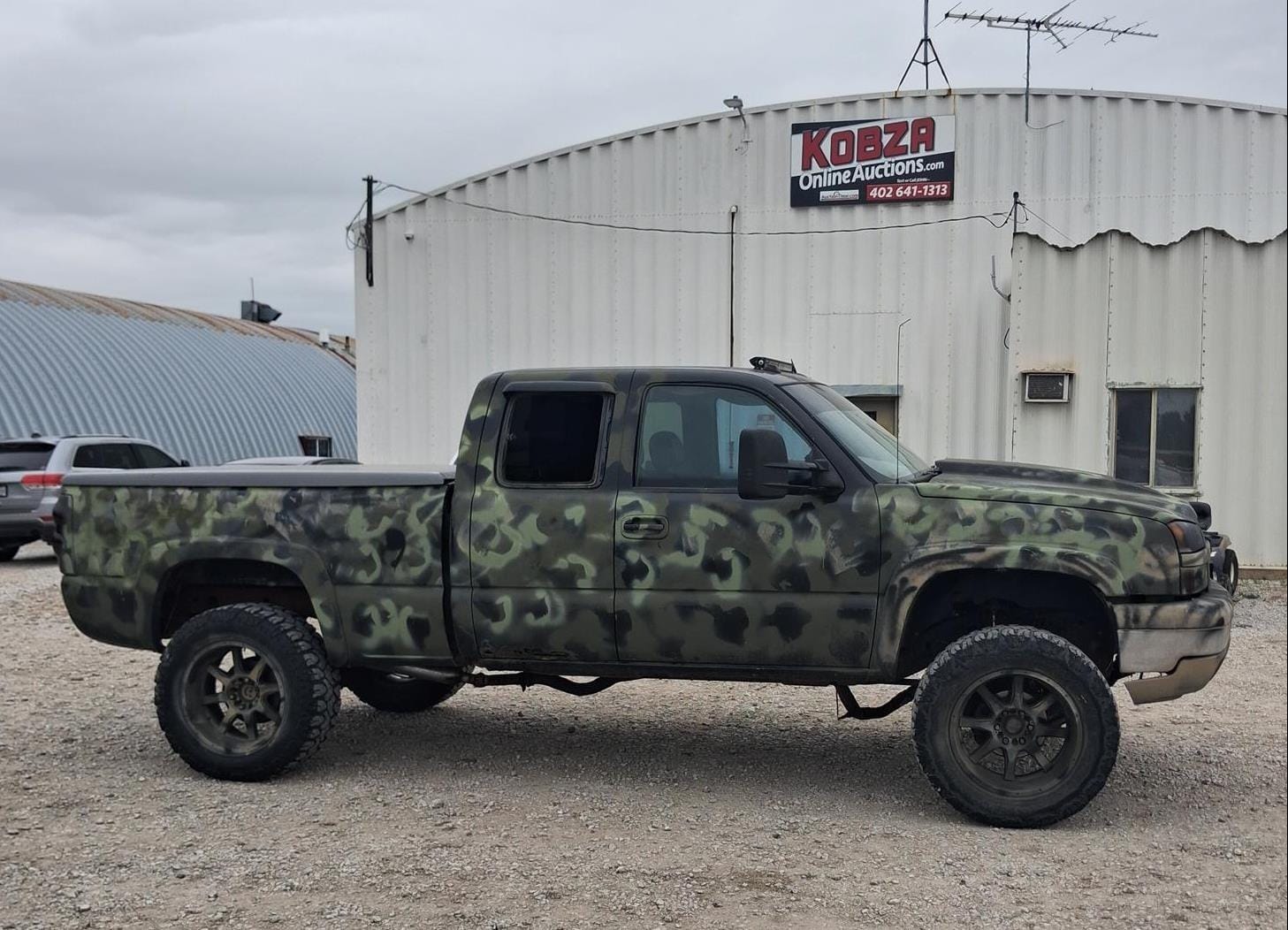 2003 Chevrolet 1500 Equipment Image0
