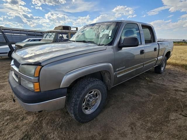 Image of Chevrolet 1500 equipment image 2