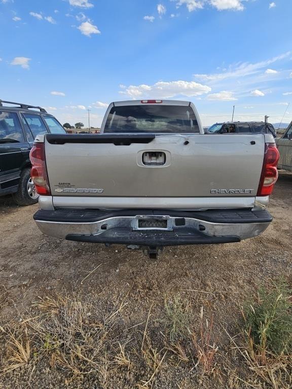 Image of Chevrolet 1500 equipment image 4